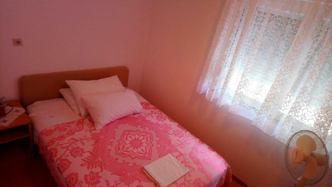 Apartmani Nimcevic Biograd Na Moru Εξωτερικό φωτογραφία