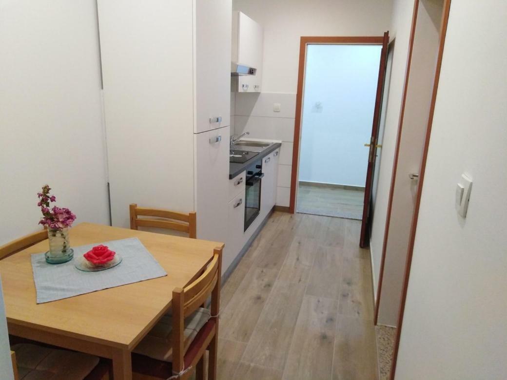 Apartmani Nimcevic Biograd Na Moru Εξωτερικό φωτογραφία