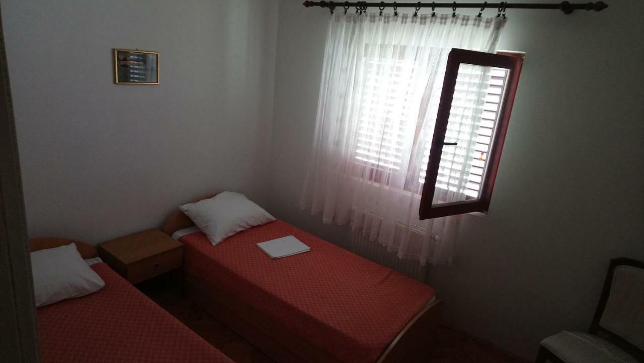 Apartmani Nimcevic Biograd Na Moru Εξωτερικό φωτογραφία