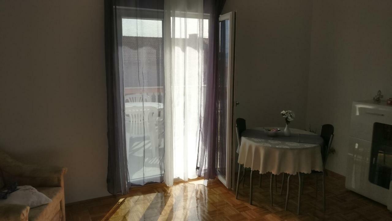 Apartmani Nimcevic Biograd Na Moru Εξωτερικό φωτογραφία